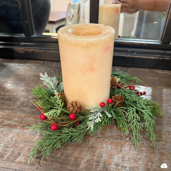 Holiday Candle Ring/Wreath - Picture 1 of 8